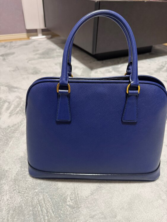 プラダ  （ブランドバッグ）の商品画像 - 査定依頼日：2025年2月21日 - 最高査定価格：80,000円