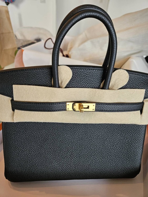 バーキン黒25ゴールド金具（ブランドバッグ）の商品画像 - 査定依頼日：2025年12月15日 - 最高査定価格：3,550,000円