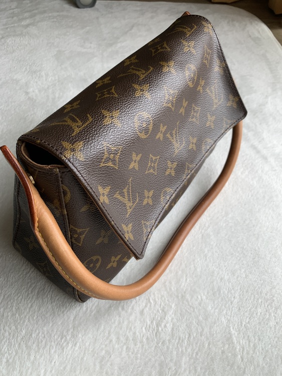 ルーピングミニ（ブランドバッグ）の商品画像 - 査定依頼日：2022年4月2日 - 最高査定価格：55,000円