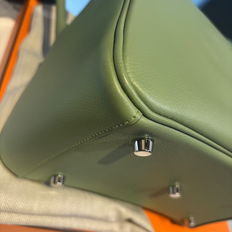 リンディ26（ブランドバッグ）の商品画像 - 査定依頼日：2025年10月25日 - 最高査定価格：900,000円