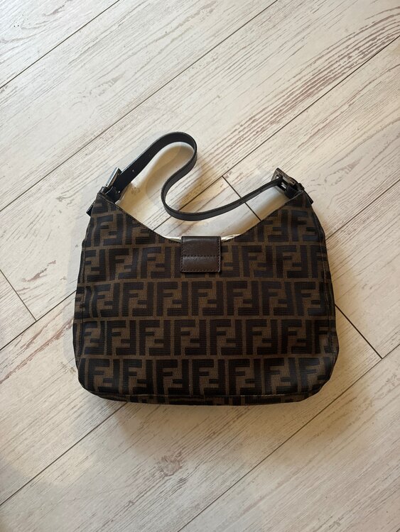 バッグ（ブランドバッグ）の商品画像 - 査定依頼日：2025年2月19日 - 最高査定価格：90,000円