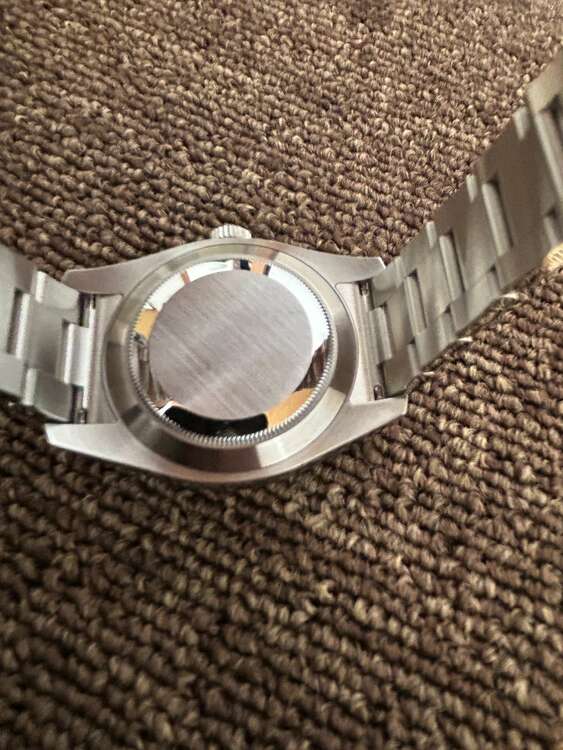 ロレックス エアキング 116900（高級時計）の商品画像 - 査定依頼日：2025年4月5日 - 最高査定価格：1,010,000円