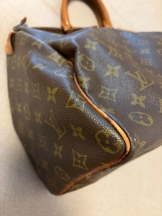 LOUIS VUITTON（ルイ・ヴィトン）モノグラム スピーディ40（ブランドバッグ）の商品画像 - 査定依頼日：2026年10月4日 - 最高査定価格：25,000円