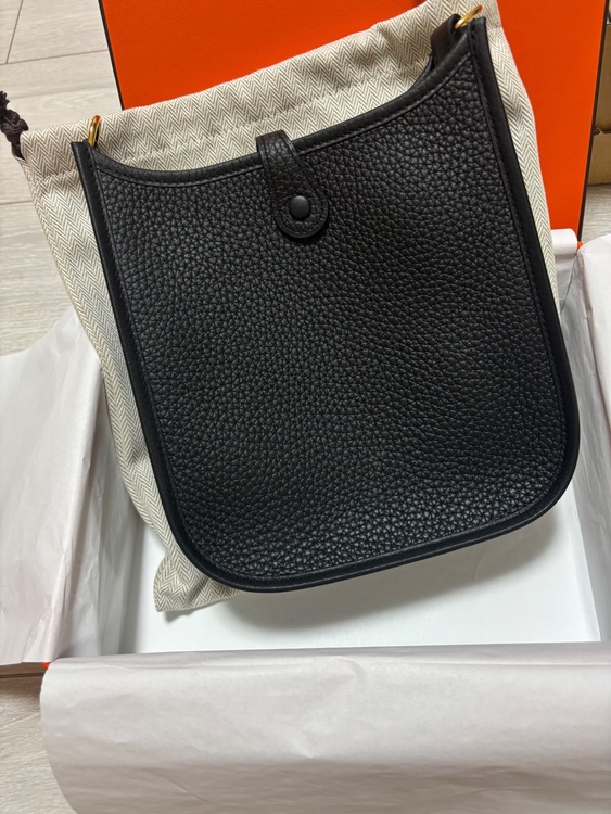 エルメス エブリン （ブランドバッグ）の商品画像 - 査定依頼日：2025年10月8日 - 最高査定価格：370,000円