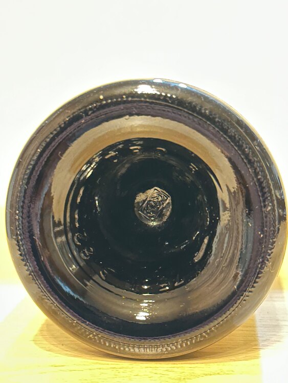 DRC ラ・ターシュ　2006年（お酒）の商品画像 - 査定依頼日：2025年4月6日 - 最高査定価格：570,000円