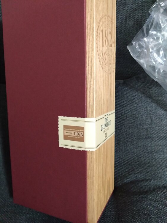 グレンリベット21年（お酒）の商品画像 - 査定依頼日：2026年1月30日 - 最高査定価格：18,000円