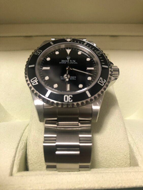 ロレックス サブマリーナー 14060（高級時計）の商品画像 - 査定依頼日：2025年4月7日 - 最高査定価格：1,220,000円