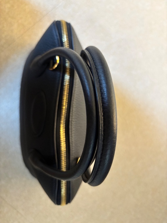 ボリード31（ブランドバッグ）の商品画像 - 査定依頼日：2026年3月19日 - 最高査定価格：800,000円