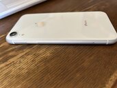 iphone XR 64GB ホワイト（スマホ）の商品画像 - 査定依頼日：2024年3月3日 - 最高査定価格：18,000円