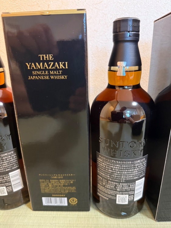 サントリーシングルモルトウイスキー　　山崎18年　３本　（お酒）の商品画像 - 査定依頼日：2025年8月5日 - 最高査定価格：252,000円