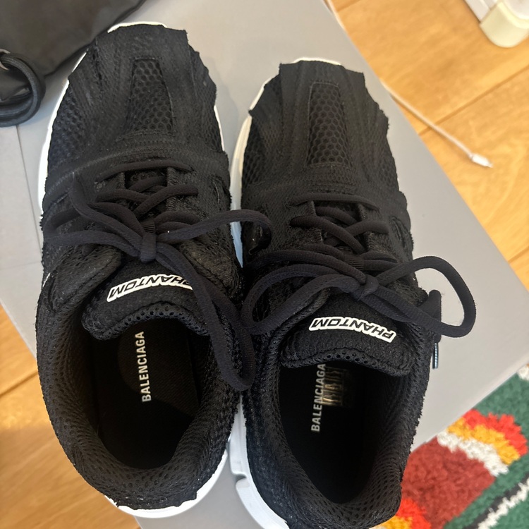 スニーカー（古着・ファッション）の商品画像 - 査定依頼日：2025年8月3日 - 最高査定価格：20,000円