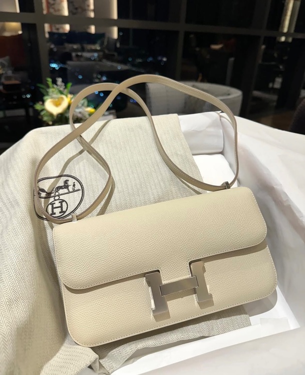 コンスタンスエラン（ブランドバッグ）の商品画像 - 査定依頼日：2025年11月28日 - 最高査定価格：1,450,000円