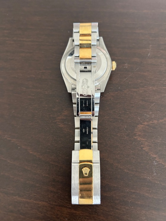 ロレックス スカイドゥエラー 32693（高級時計）の商品画像 - 査定依頼日：2025年11月25日 - 最高査定価格：2,750,000円