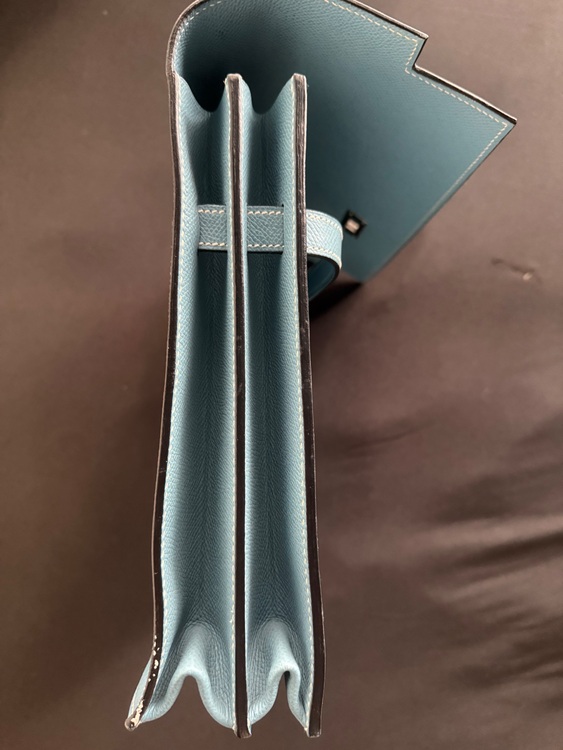 ケリーディペッシュ35cm?（ブランドバッグ）の商品画像 - 査定依頼日：2025年11月11日 - 最高査定価格：350,000円