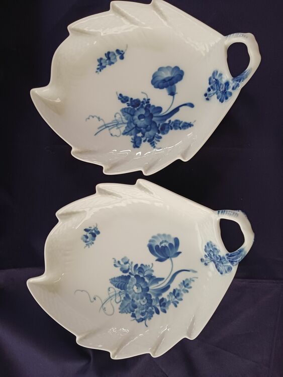 ロイヤルコペンハーゲン ブルーフラワー リーフディッシュ　2枚（食器）の商品画像 - 査定依頼日：2025年8月21日 - 最高査定価格：4,000円