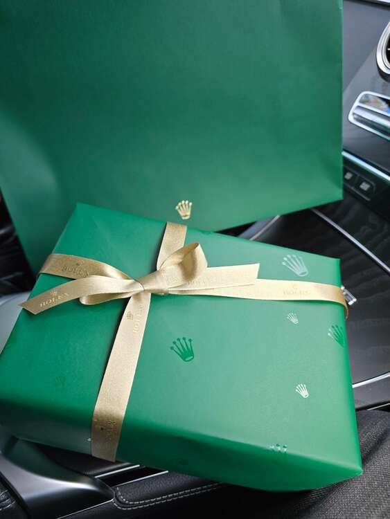 ロレックス サブマリーナー （高級時計）の商品画像 - 査定依頼日：2025年2月10日 - 最高査定価格：2,150,000円