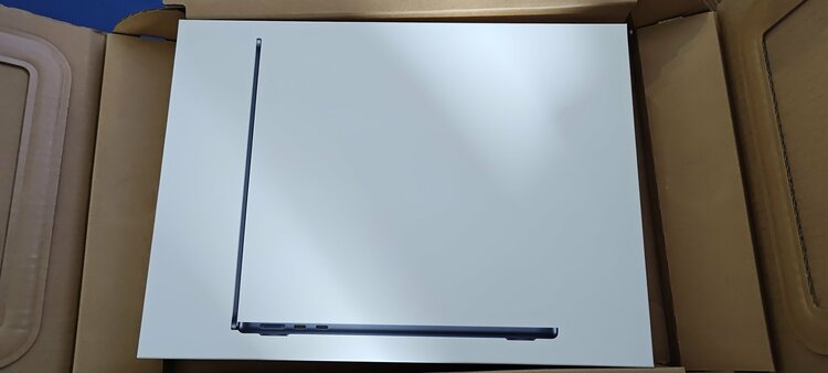 macbook air mw123j/a（PC・タブレット）の商品画像 - 査定依頼日：2026年4月26日 - 最高査定価格：101,100円