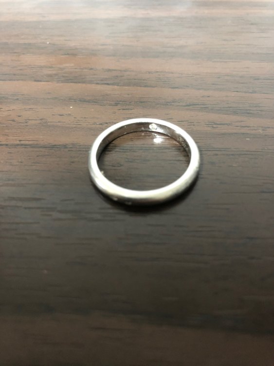 ショーメ　結婚指輪　サイズ２２号（62）　内側ダイヤ有り（金・貴金属）の商品画像 - 査定依頼日：2022年9月10日 - 最高査定価格：25,000円