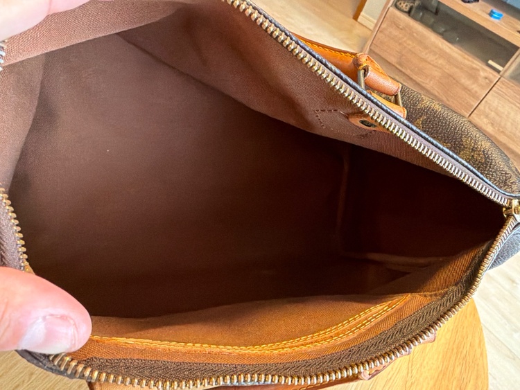 スピーディー30（古着・ファッション）の商品画像 - 査定依頼日：2026年3月29日 - 最高査定価格：35,000円