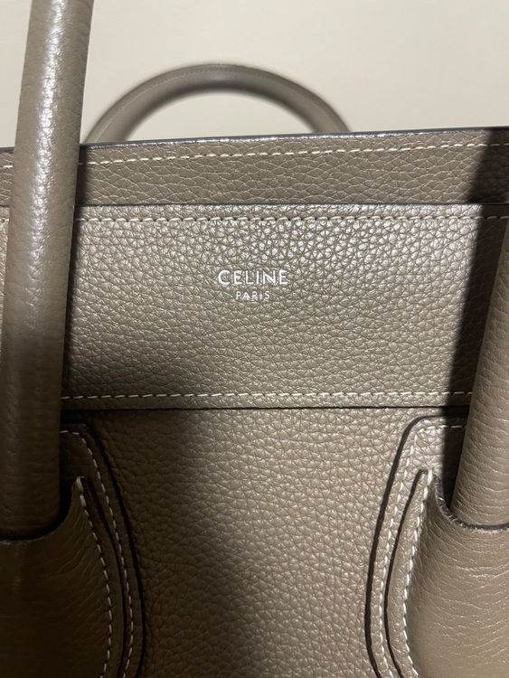 セリーヌ ラゲージ マイクロ スリ（ブランドバッグ）の商品画像 - 査定依頼日：2025年9月24日 - 最高査定価格：65,000円