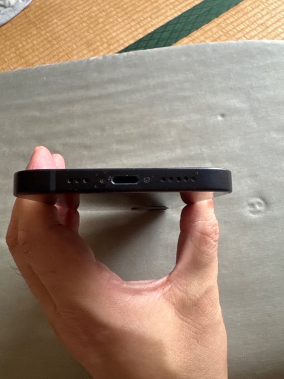 iPhone12 黒（スマホ）の商品画像 - 査定依頼日：2026年7月30日 - 最高査定価格：19,000円