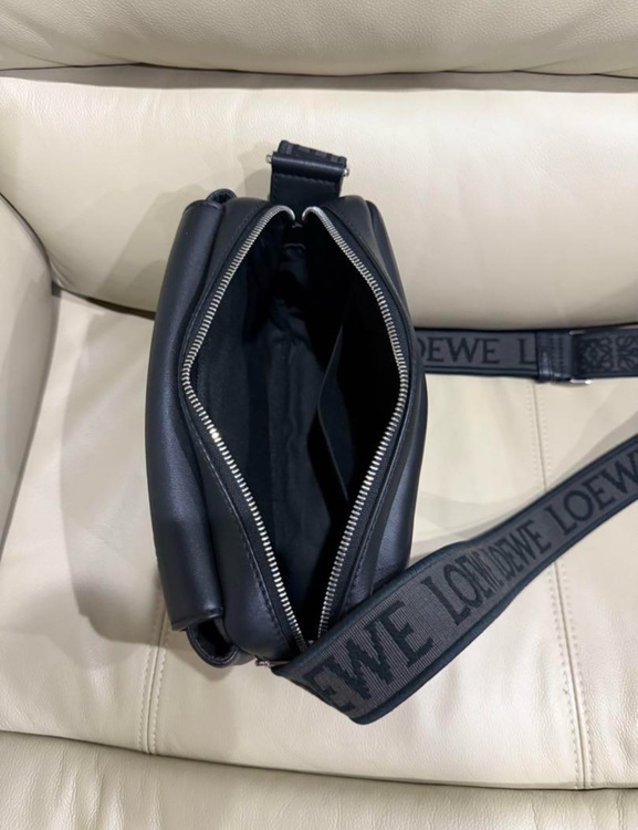 ミリタリーメッセンジャー（古着・ファッション）の商品画像 - 査定依頼日：2025年10月1日 - 最高査定価格：30,000円