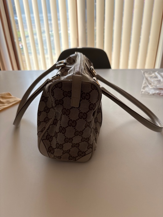 不明（ブランドバッグ）の商品画像 - 査定依頼日：2026年3月8日 - 最高査定価格：35,000円