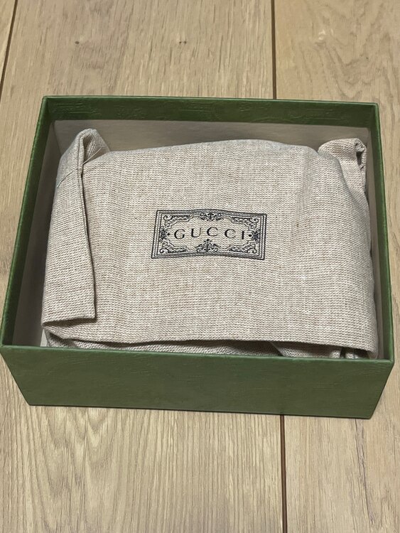 ダブルG バイカラー ミディアム ウォレット（ブランド財布・小物）の商品画像 - 査定依頼日：2025年6月1日 - 最高査定価格：25,650円