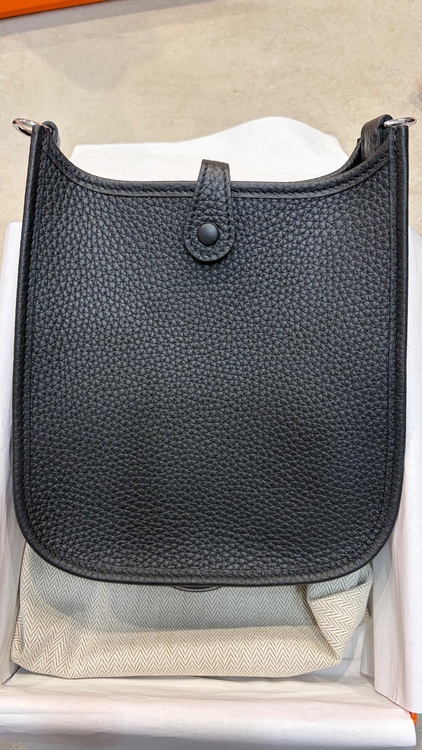 エルメス エブリン （ブランドバッグ）の商品画像 - 査定依頼日：2025年11月16日 - 最高査定価格：400,000円