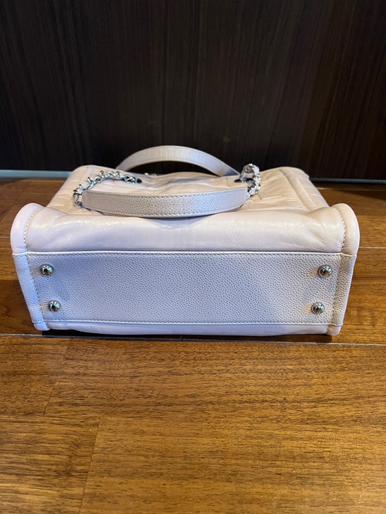 ドーヴィル（ブランドバッグ）の商品画像 - 査定依頼日：2026年2月23日 - 最高査定価格：140,000円