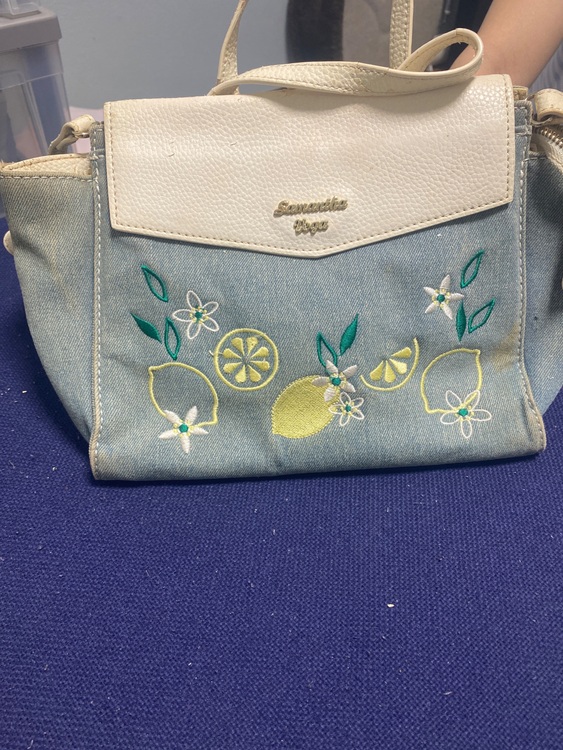 その他 サマンサタバサ （ブランドバッグ）の商品画像 - 査定依頼日：2025年11月23日 - 最高査定価格：1,000円