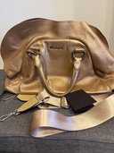 プラダアムで購入しました 確実正規品プラダナッパ、カラーはBEIGEMORDOR（ブランドバッグ）の商品画像 - 査定依頼日：2026年8月21日 - 最高査定価格：50,000円