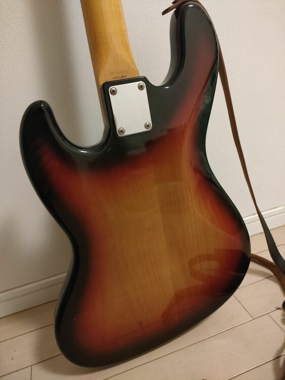 Fender Jazz Bass　シリアルN074258 （ピアノ・楽器・PA機材）の商品画像 - 査定依頼日：2025年9月15日 - 最高査定価格：55,000円