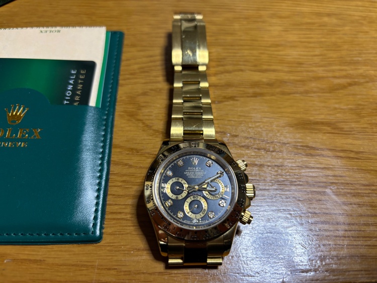 ロレックスデイトナコスモグラフ（高級時計）の商品画像 - 査定依頼日：2026年2月28日 - 最高査定価格：100,000円