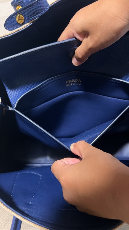 プラダ  （ブランドバッグ）の商品画像 - 査定依頼日：2025年10月27日 - 最高査定価格：75,000円