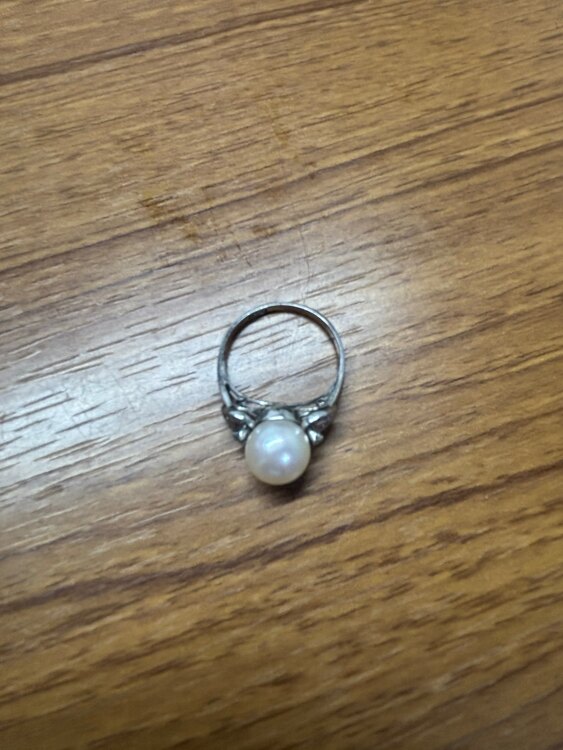 指輪（宝石）の商品画像 - 査定依頼日：2025年5月11日 - 最高査定価格：190,000円