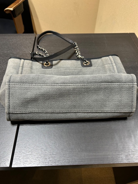 ドーヴィル（ブランドバッグ）の商品画像 - 査定依頼日：2025年11月27日 - 最高査定価格：560,000円