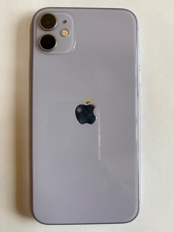 iPhone11 64GB Softbank（スマホ）の商品画像 - 査定依頼日：2026年5月6日 - 最高査定価格：19,000円