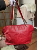 CHANEL赤チェーンバック（ブランドバッグ）の商品画像 - 査定依頼日：2026年5月30日 - 最高査定価格：150,000円