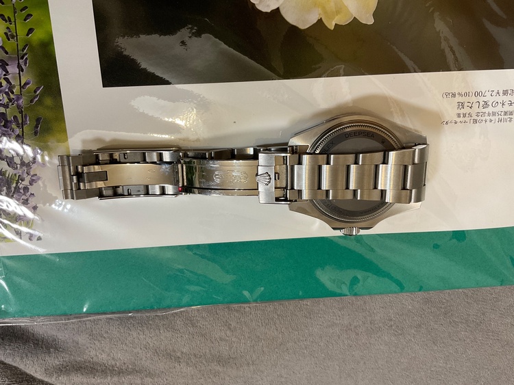 ロレックス シードゥエラー 13666（高級時計）の商品画像 - 査定依頼日：2025年12月6日 - 最高査定価格：2,300,000円