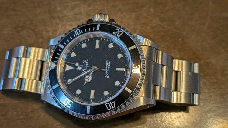 ロレックス サブマリーナー 14060（高級時計）の商品画像 - 査定依頼日：2025年1月14日 - 最高査定価格：1,200,000円