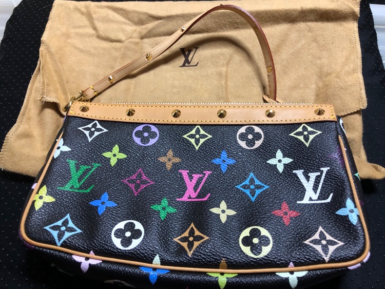 ルイヴィトン マルチカラー （ブランドバッグ）の商品画像 - 査定依頼日：2025年8月18日 - 最高査定価格：125,000円