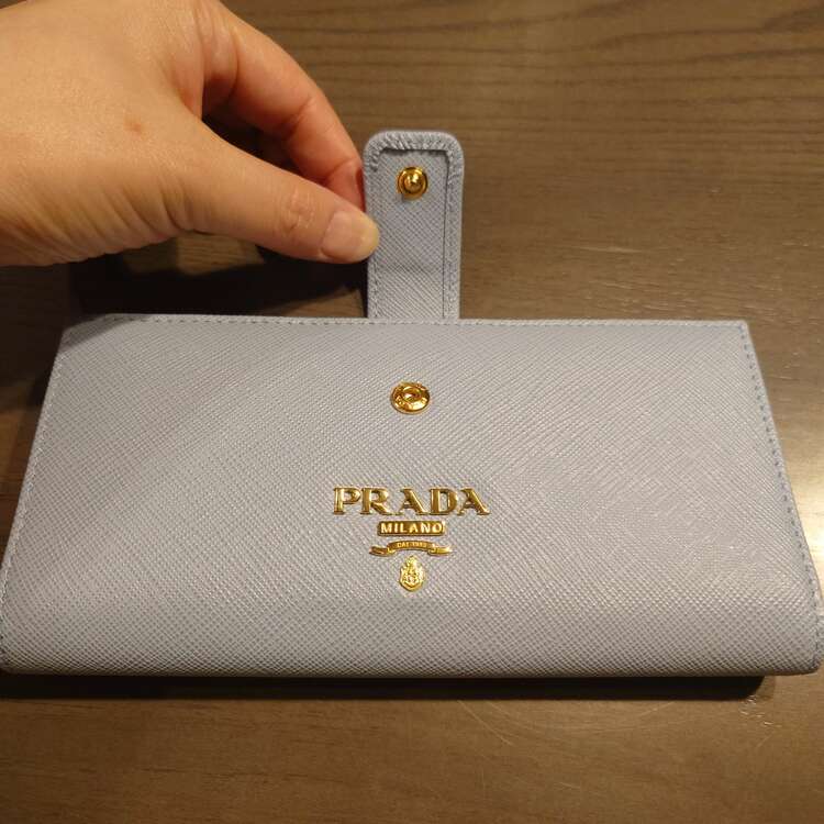 プラダ  （ブランドバッグ）の商品画像 - 査定依頼日：2025年2月24日 - 最高査定価格：23,000円