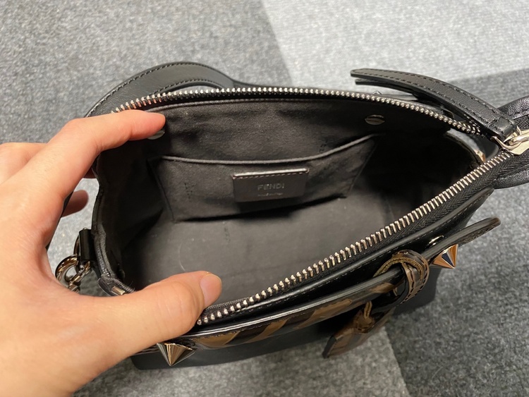フェンディ（ブランドバッグ）の商品画像 - 査定依頼日：2026年8月24日 - 最高査定価格：92,000円