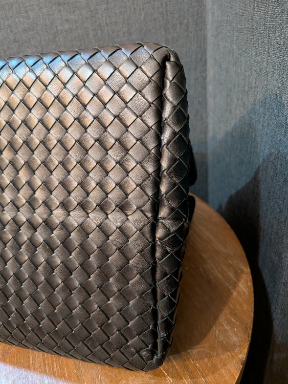 ボッテガ・ヴェネタ  （ブランドバッグ）の商品画像 - 査定依頼日：2026年2月25日 - 最高査定価格：120,000円