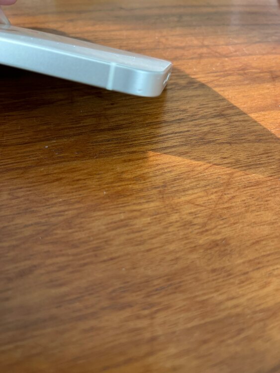 iPhone12mini（スマホ）の商品画像 - 査定依頼日：2025年1月4日 - 最高査定価格：24,000円