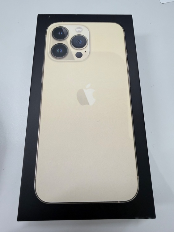 iPhone13pro A2636 MLUQ3J/A（スマホ）の商品画像 - 査定依頼日：2026年4月13日 - 最高査定価格：41,000円