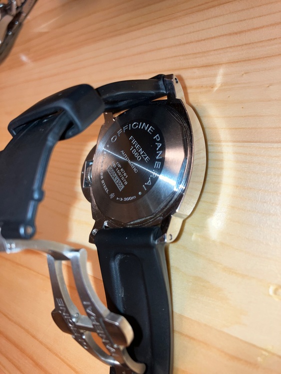 GMT（高級時計）の商品画像 - 査定依頼日：2025年11月17日 - 最高査定価格：500,000円