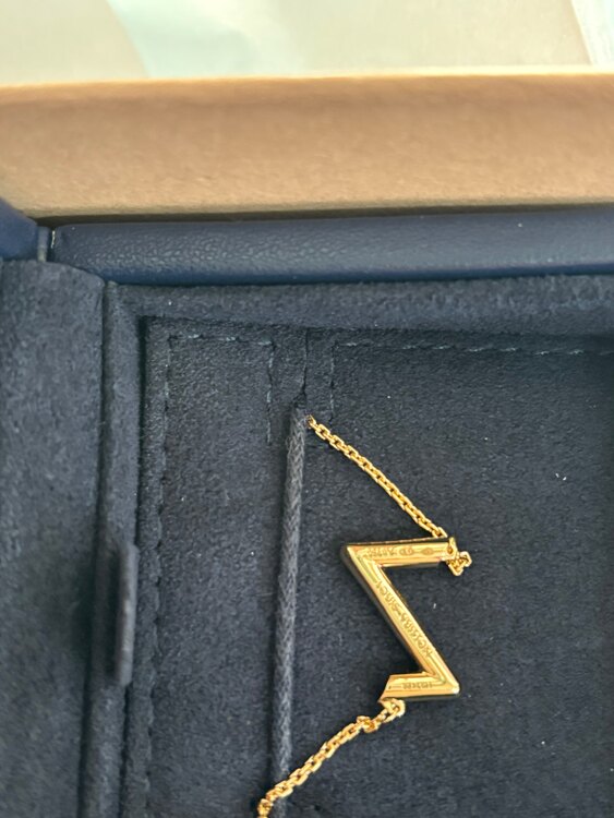 アップサイドダウン ルイヴィトン イエローゴールド（金・貴金属）の商品画像 - 査定依頼日：2024年12月4日 - 最高査定価格：120,000円