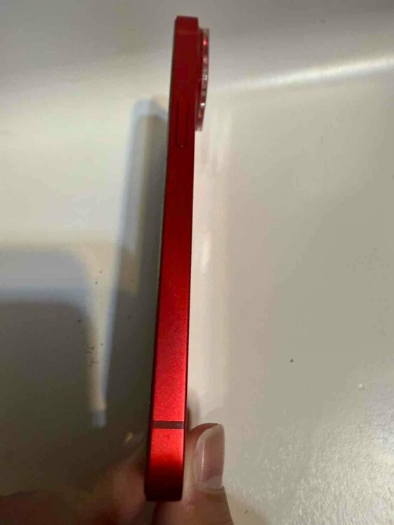 iphone14 256G RED（スマホ）の商品画像 - 査定依頼日：2026年3月5日 - 最高査定価格：43,000円